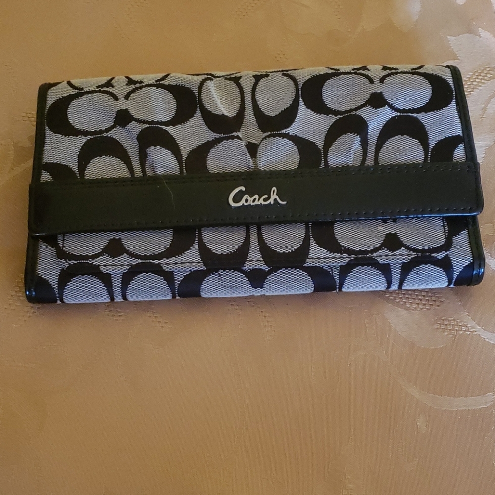 Classic Coach Signature Wallet